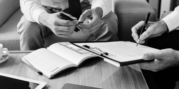 Asesoría Mercantil / Gestión Sociedades · Cesión y Traspaso de Negocios